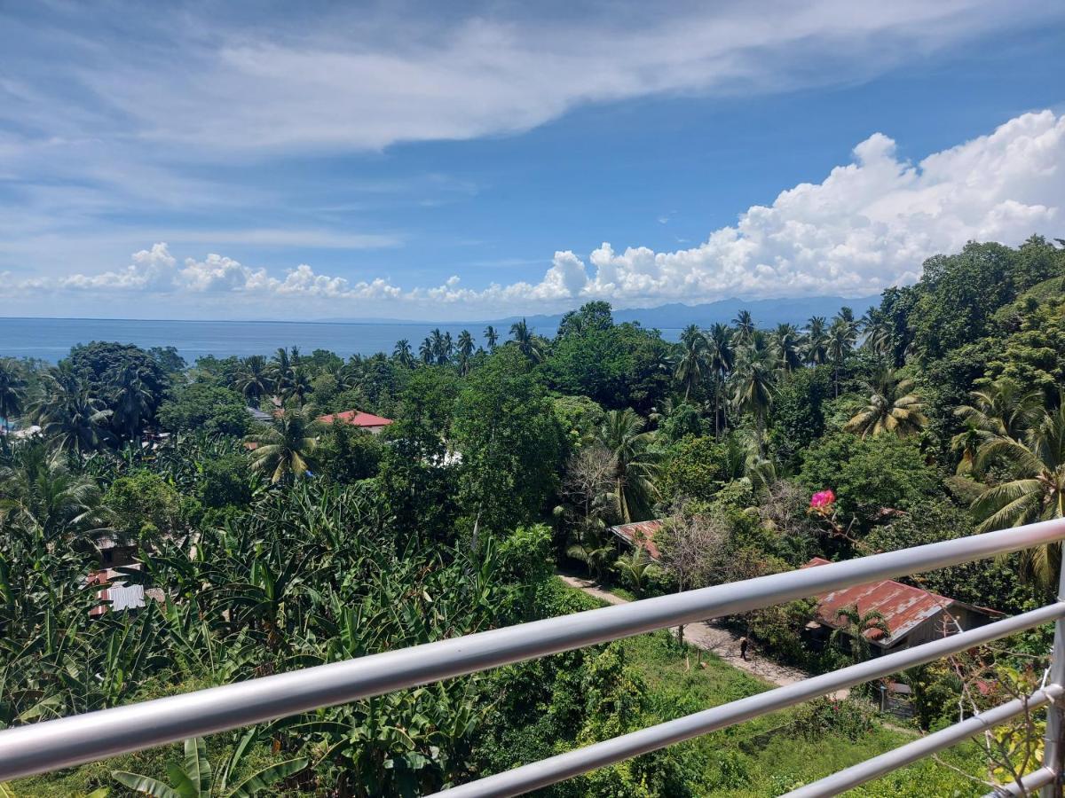 Island Samal Overlooking View House With Swimming Pools San Antonio  Exterior photo